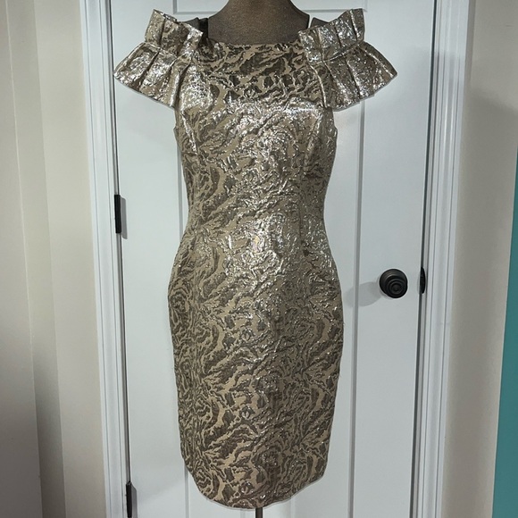 Marchesa Notte Champagne Dress Size 4 - Picture 4 of 13
